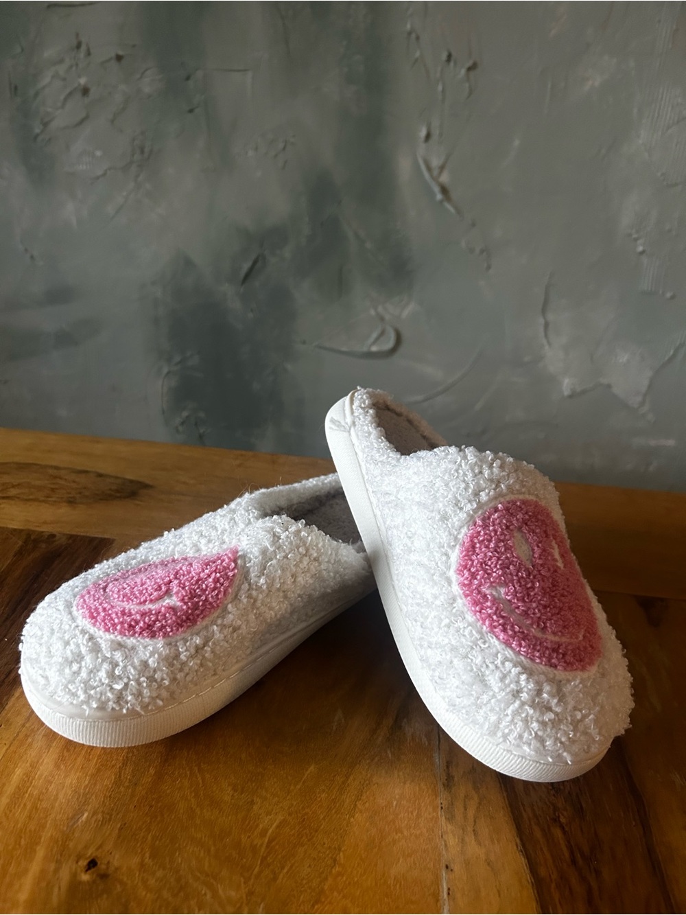 Kids White Fuzzy Slip-On Slippers with Pink Smiley Patches